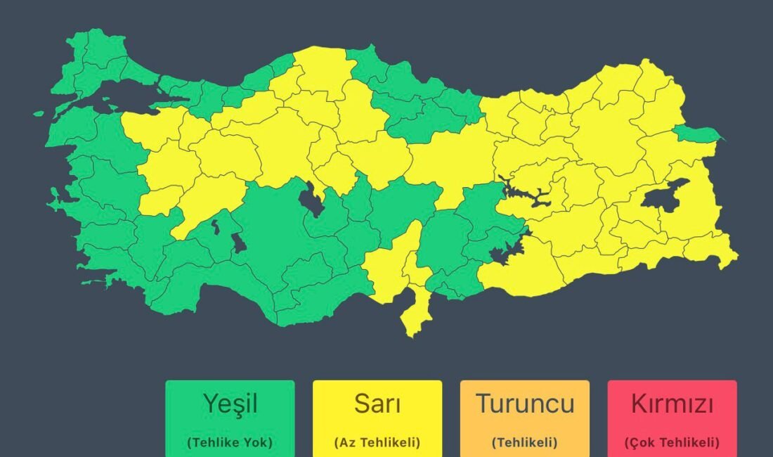 Bakanlıktan ‘sağanak’ ve ‘kar’ uyarısı ANKARA, (DHA)- İÇİŞLERİ Bakanlığı, bugün ve yarın birçok ilde etkili