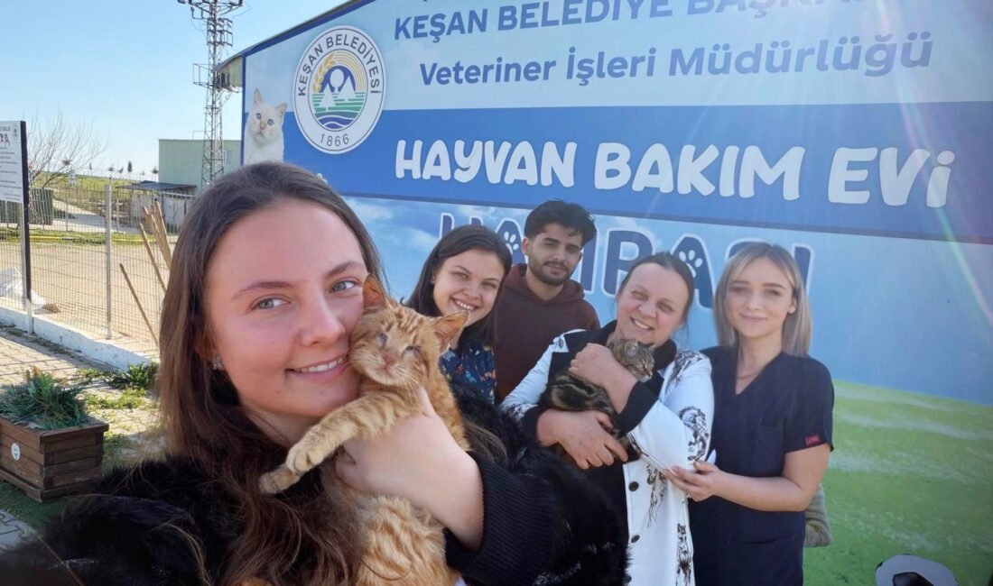 Ünsal YÜCEL/KEŞAN(Edirne),(DHA)-EDİRNE'nin Keşan ilçesinde bakımevinde tedavileri tamamlanan görme engelli 'Portakal'