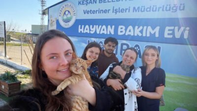 Ünsal YÜCEL/KEŞAN(Edirne),(DHA)-EDİRNE'nin Keşan ilçesinde bakımevinde tedavileri tamamlanan görme engelli 'Portakal'