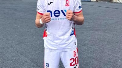 BALIKESİR, (DHA)- 3'üncü Lig 4'üncü Grup'ta deplasmanda en yakın rakibi