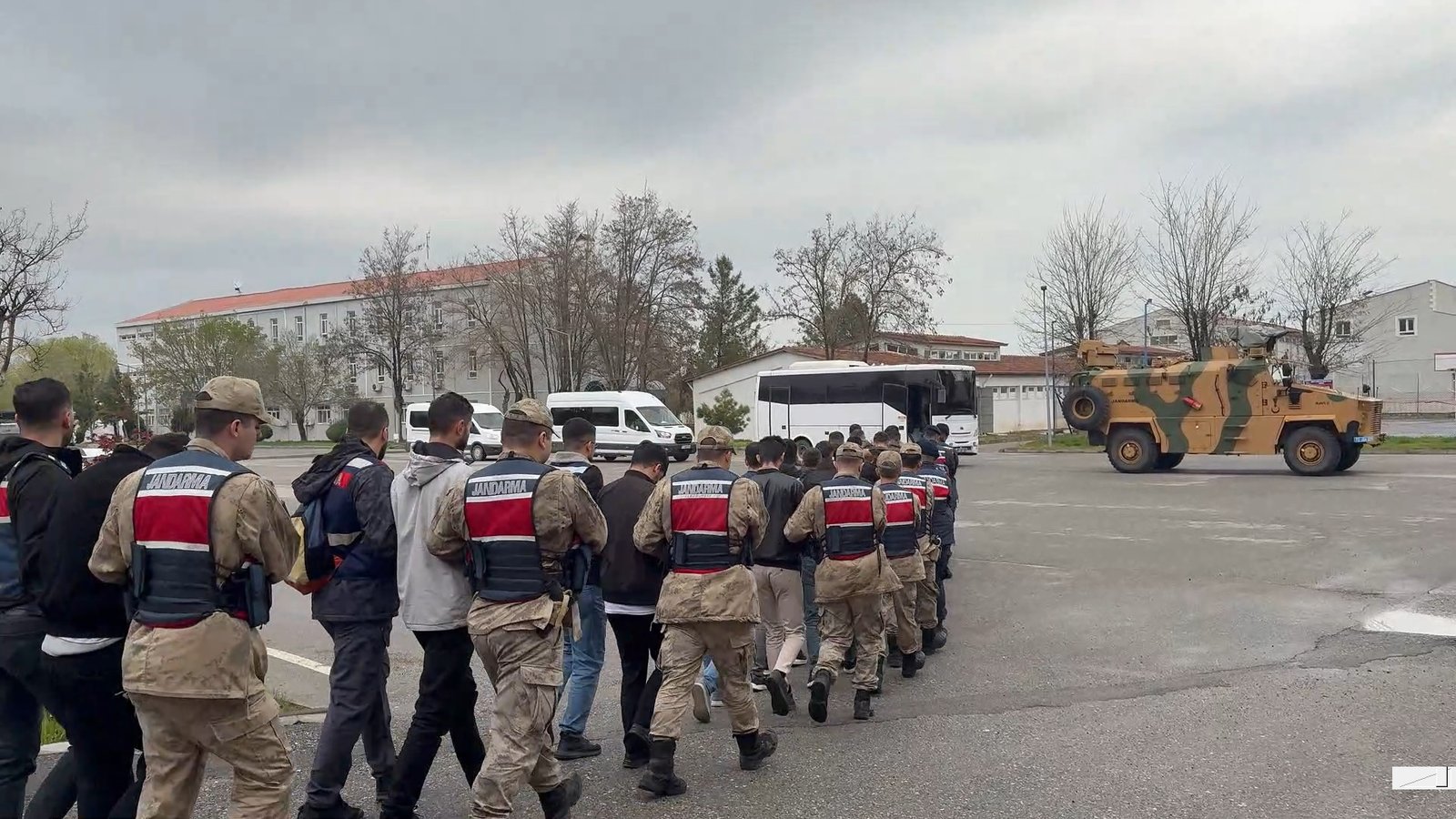 ANKARA, (DHA)-JANDARMA Genel Komutanlığı, Batman merkezli 6 ilde 'Suç işlemek