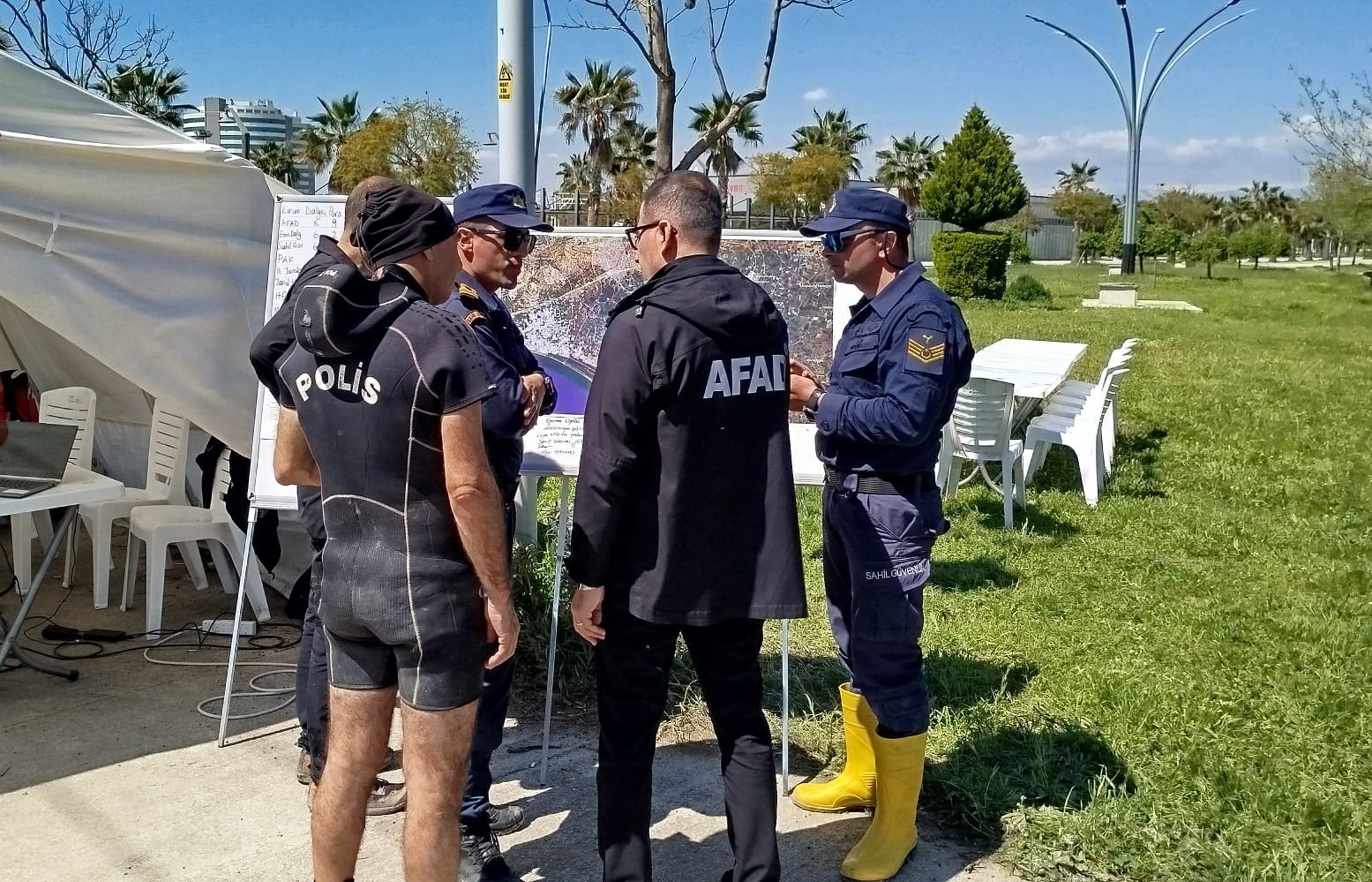Okan ÇALIŞKAN/TARSUS (Mersin), (DHA)- MERSİN'in Tarsus ilçesinde Berdan Çayı'na atladıktan