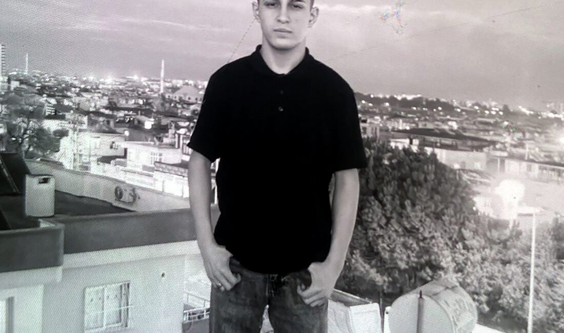 Okan ÇALIŞKAN/TARSUS (Mersin), (DHA)- MERSİN'in Tarsus ilçesinde Berdan Çayı'na atladıktan