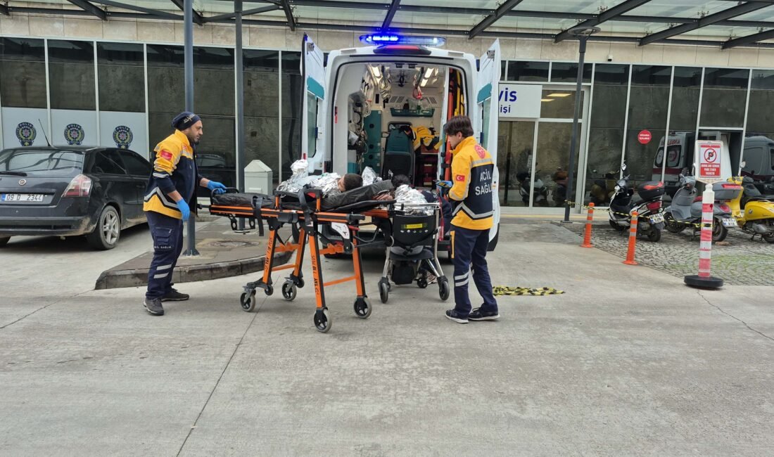 Bodrum açıklarında göçmen botu battı: 11 ölü Fırat AKAY/BODRUM (Muğla), (DHA)- MUĞLA'nın Bodrum ilçesi açıklarında göçmenleri taşıyan