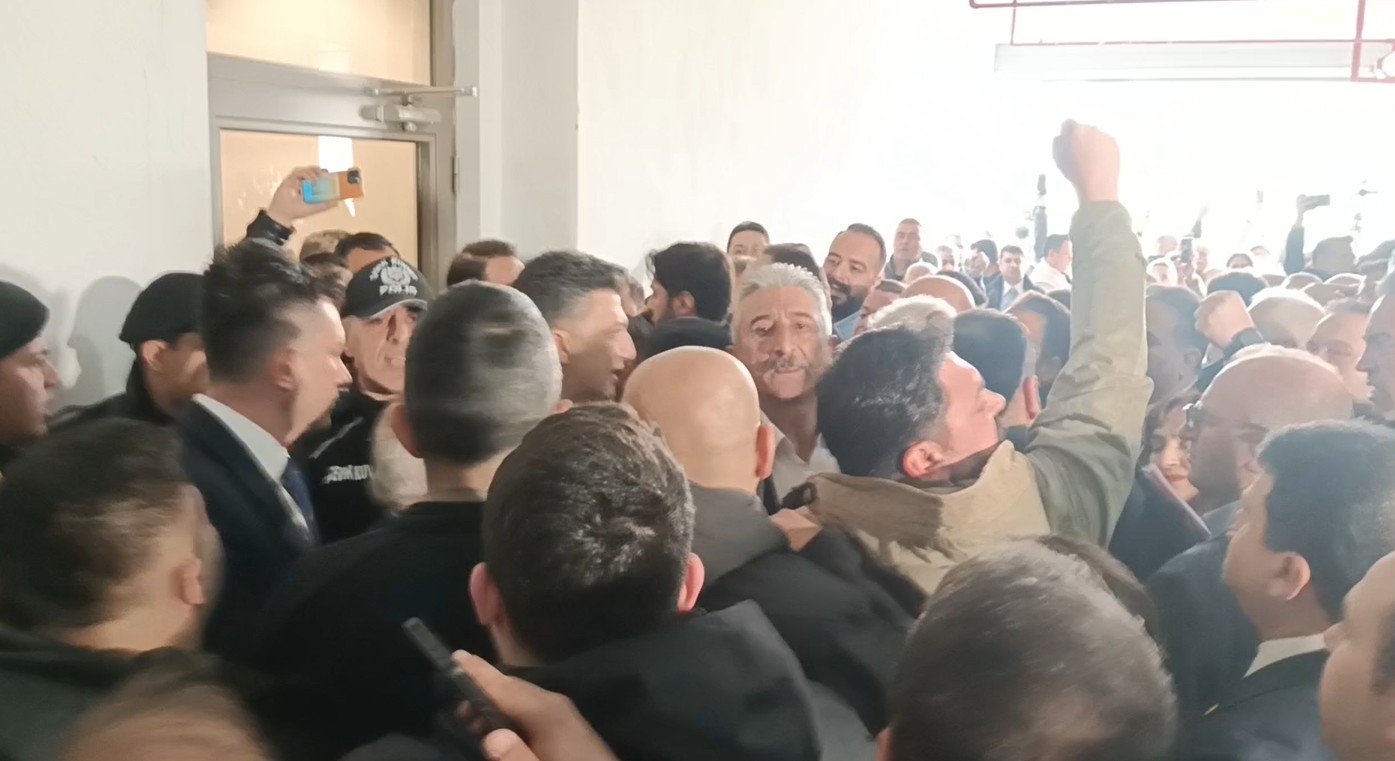 Memet Can YEŞİLBAŞ-Mehmet İNAN-Yiğithan HÜYÜK/BURSA, (DHA)- BURSA Büyükşehir Belediye Başkanı
