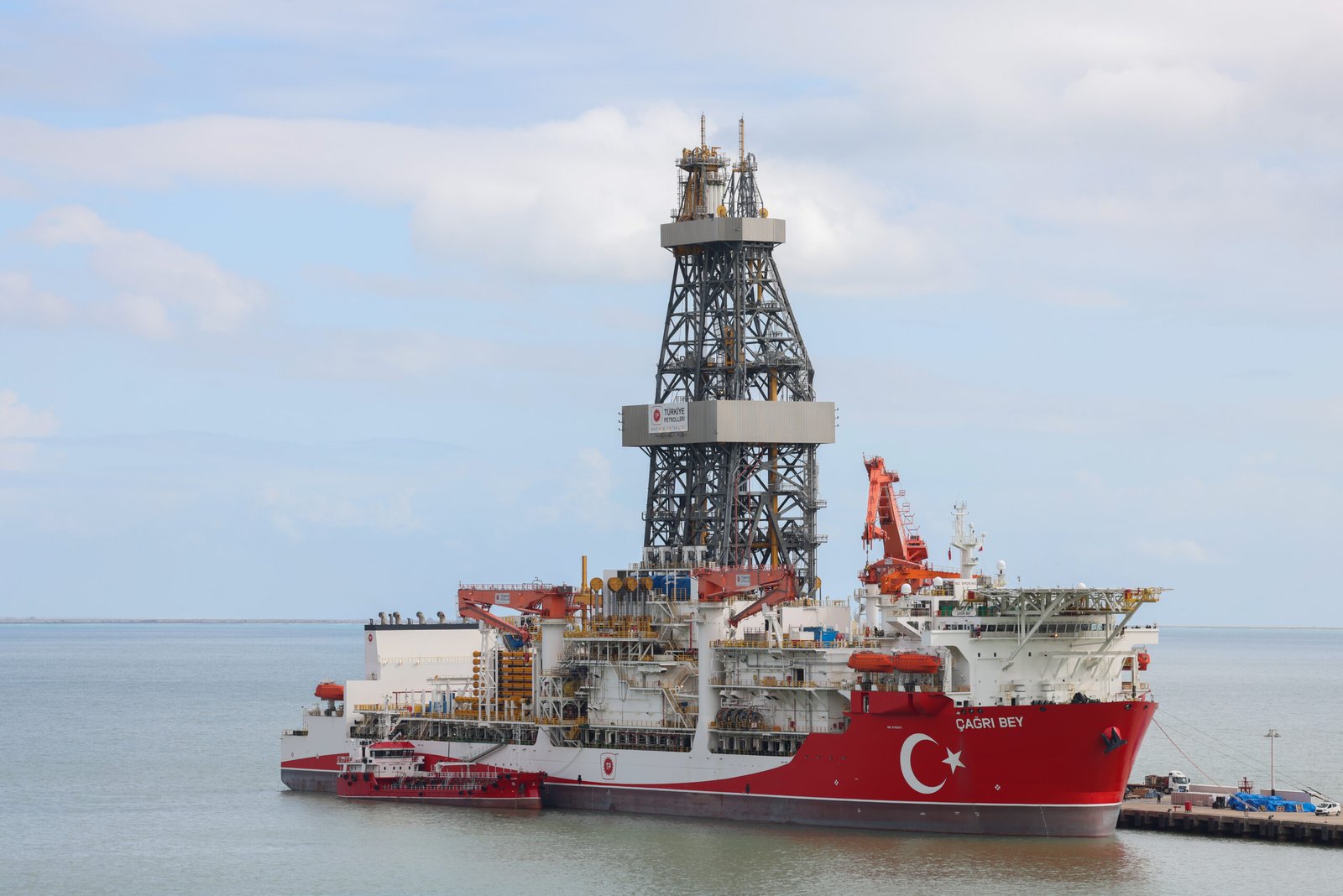 ANKARA, (DHA)- TÜRKİYE'nin yurt dışındaki ilk derin deniz arama sondajını