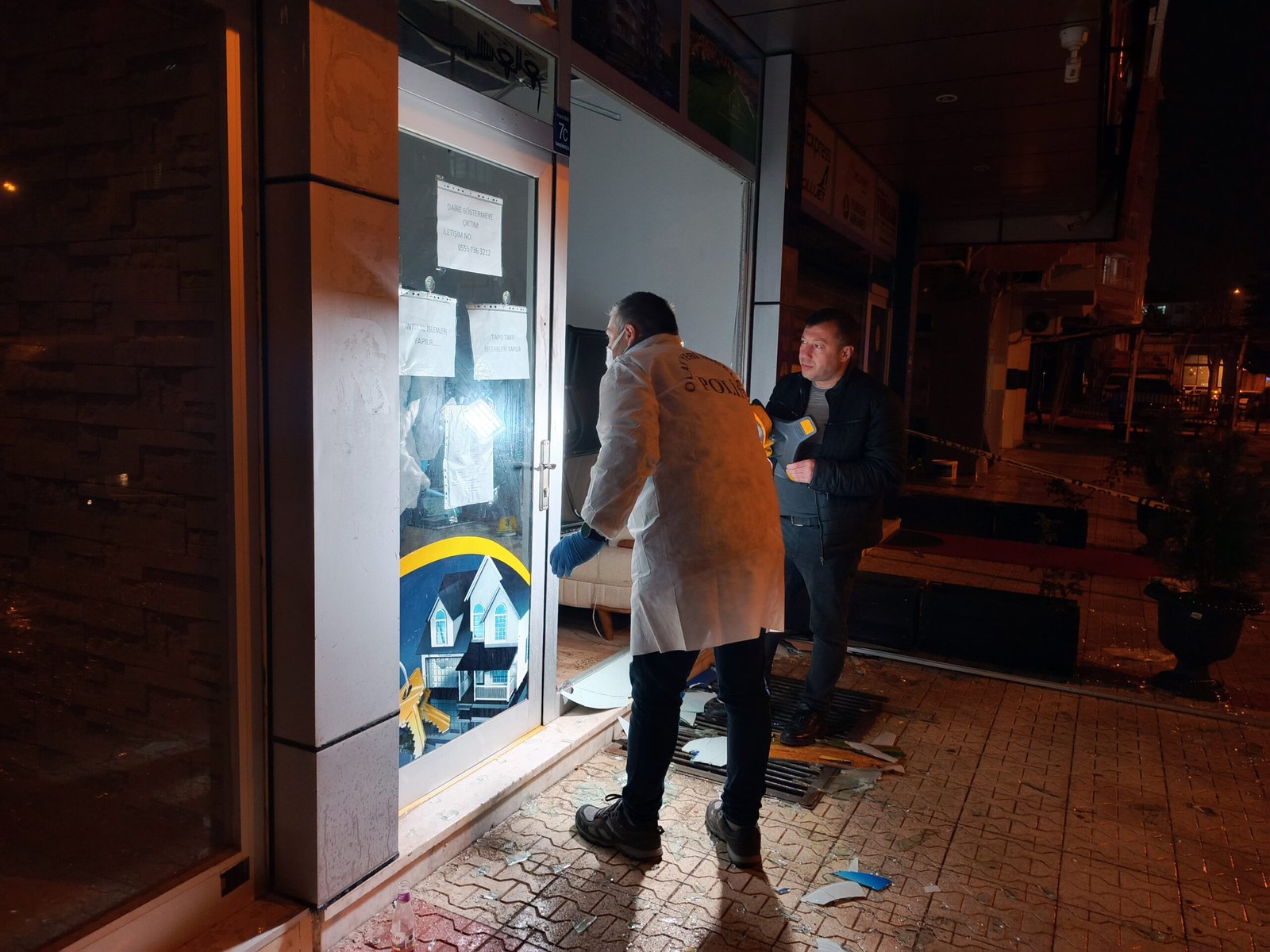 Muammer ŞEN/KARAMAN, (DHA)- KARAMAN'da bir iş yerinde çakmak gazı tüpünün