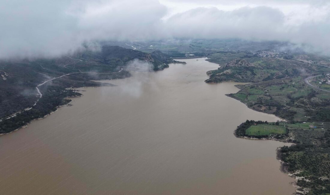 Çanakkale'de barajın doluluk oranı yüzde 100'e ulaştı; valilik taşkın için