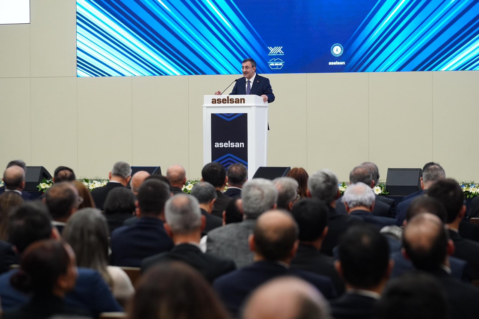 Kübra SONKAYA/ANKARA, (DHA)- CUMHURBAŞKANI Yardımcısı Cevdet Yılmaz, "Savunma sanayi, 4