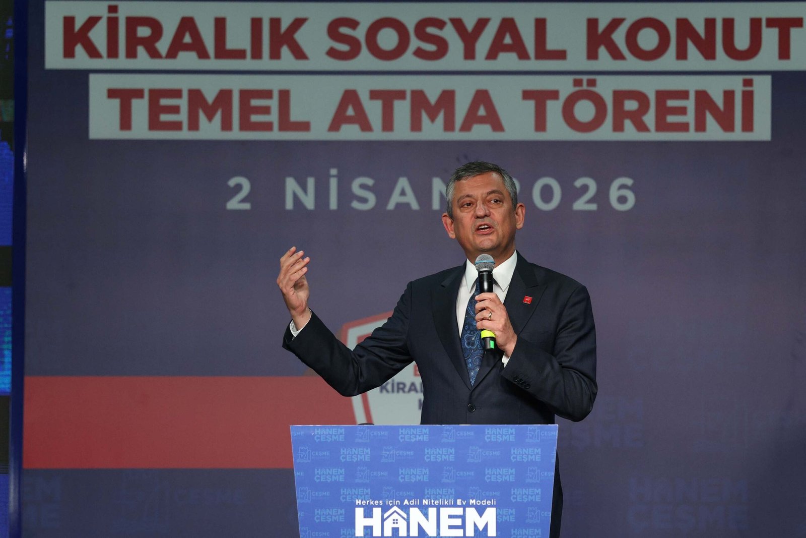 'HERKES İÇİN BİR ÇATI PROJESİNİ ORTAYA KOYUYORUZ' CHP Genel Başkanı