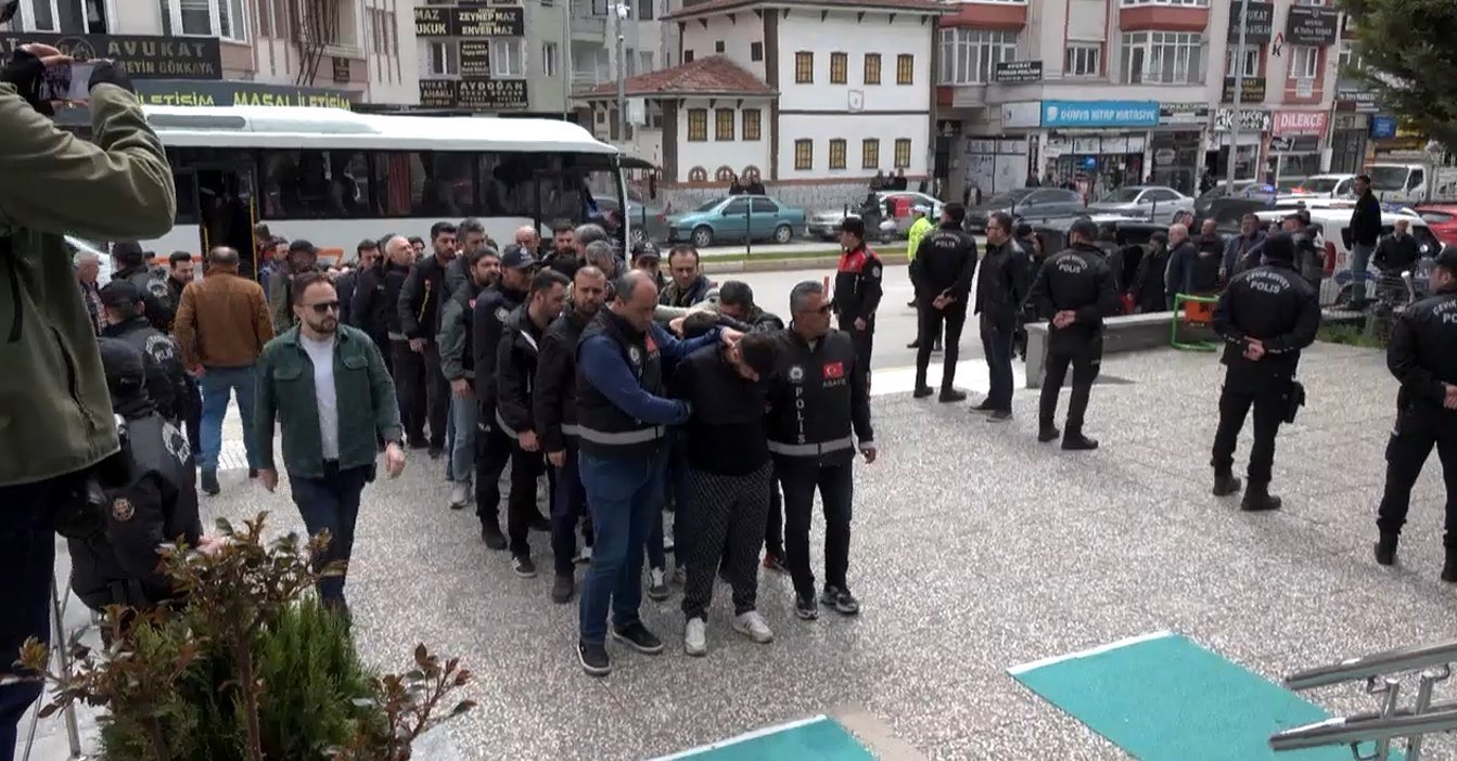 Yusuf ÇINAR/ÇORUM, (DHA)- ÇORUM merkezli 5 ilde internet üzerinden 'sazan