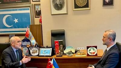 ANKARA, (DHA)- CUMHURBAŞKANI Başdanışmanı Yalçın Topçu, Ukrayna’nın Ankara Büyükelçisi Nariman