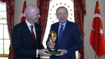İSTANBUL, (DHA) – Cumhurbaşkanı Recep Tayyip Erdoğan, FIFA Başkanı Gianni