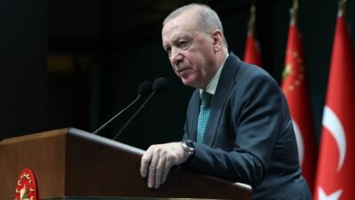 Aybala MELEK/ ANKARA, (DHA)- CUMHURBAŞKANI Recep Tayyip Erdoğan, "Dünyaya şöyle