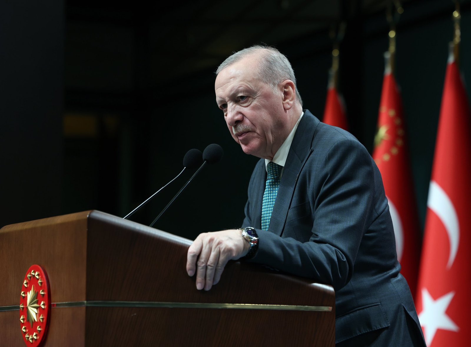 Aybala MELEK/ ANKARA, (DHA)- CUMHURBAŞKANI Recep Tayyip Erdoğan, "Dünyaya şöyle
