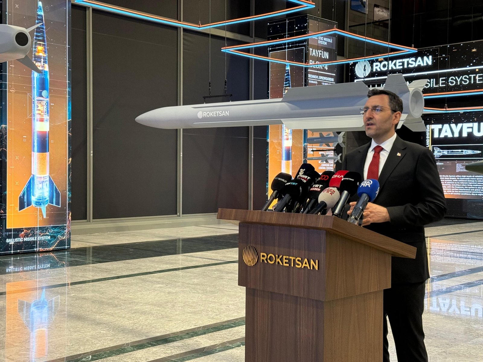 İKİNCİ: TÜRKİYE'NİN YAKIT ÜRETİM KAPASİTESİNİ 5 KATINA ÇIKARACAK YATIRIM ROKETSAN