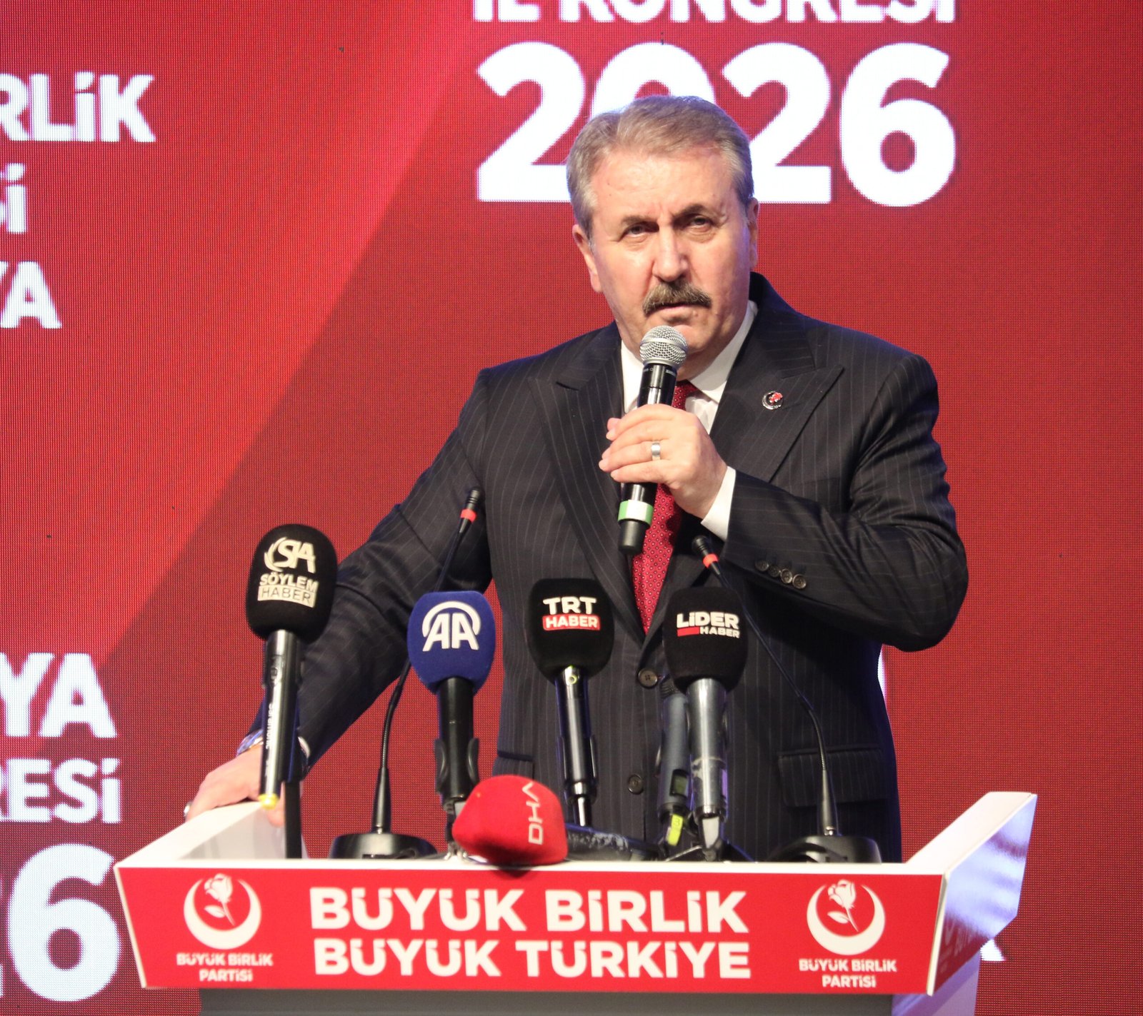 Adem AKALAN/ANTALYA, (DHA)- BÜYÜK Birlik Partisi (BBP) Genel Başkanı Mustafa