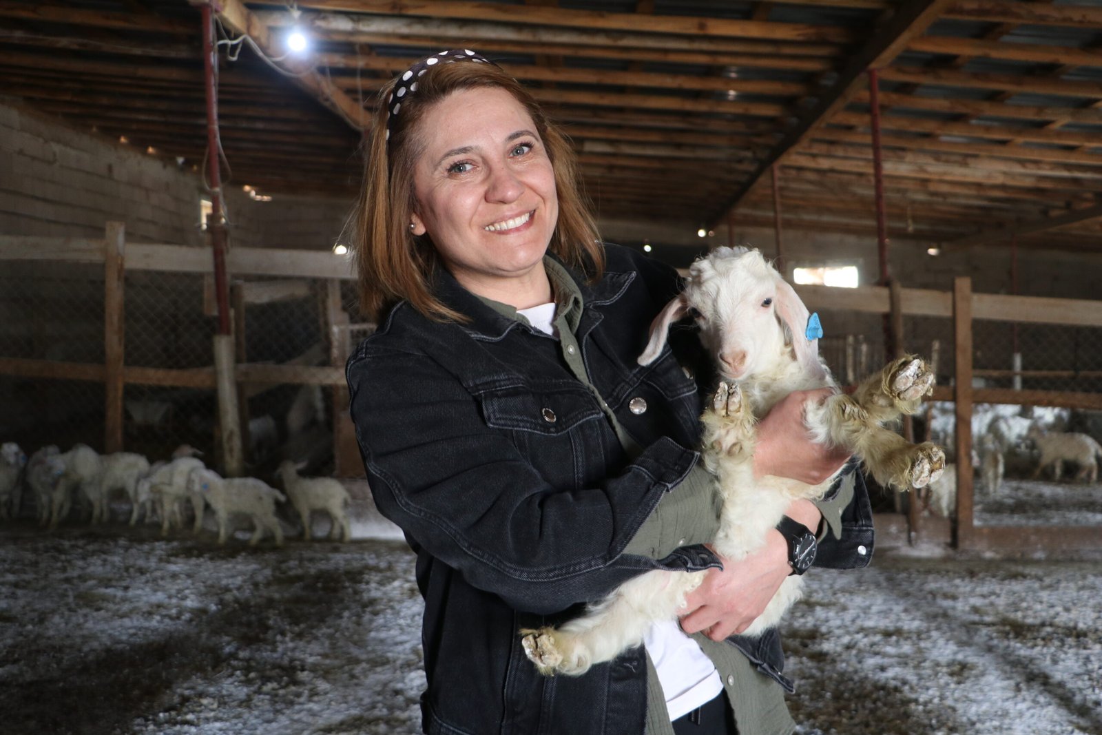 Gizem CENGİL-Ali Oğulcan ARSLAN/ANKARA, (DHA)- ANKARA'da, 2 çocuk annesi Nazlı