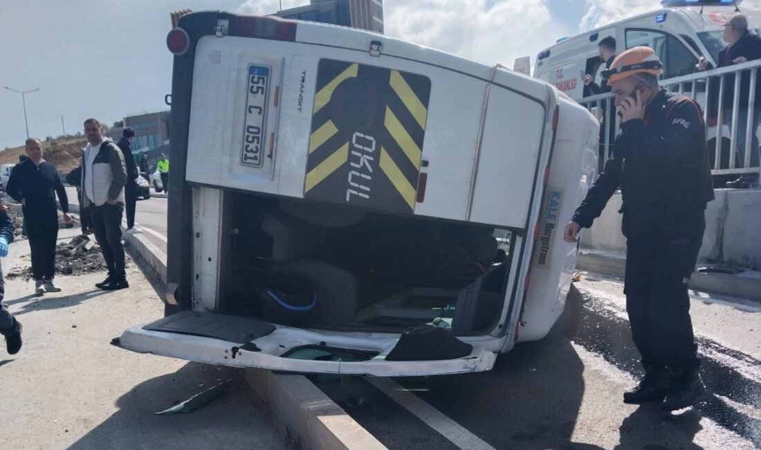 Gökhan İÇKİLLİ/SAMSUN, (DHA)- SAMSUN’un Atakum ilçesinde devrilen minibüsün sürücü Abdulsamed