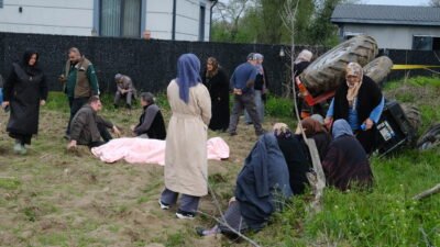 Musa KESKİN/DÜZCE, (DHA)- DÜZCE’de tarlada çapa yaptığı traktörünün altında kalan