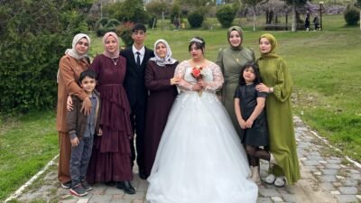 Mehmet Akif AYTEN/ADANA, (DHA)- ADANA’nın Seyhan ilçesinde Down sendromlu Gülayfer