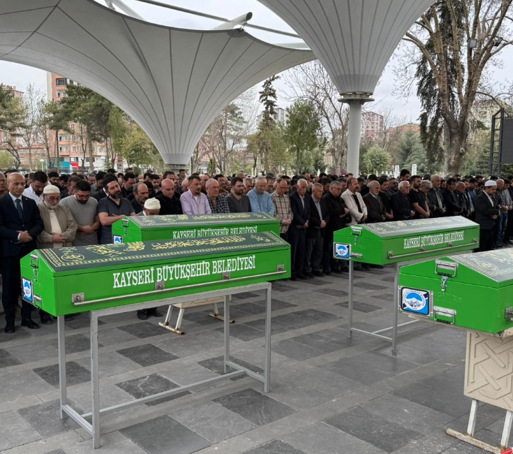 Balıkesir’in Altıeylül ilçesinde tekel bayisine düzenlenen silahlı saldırıda yan taraftaki
