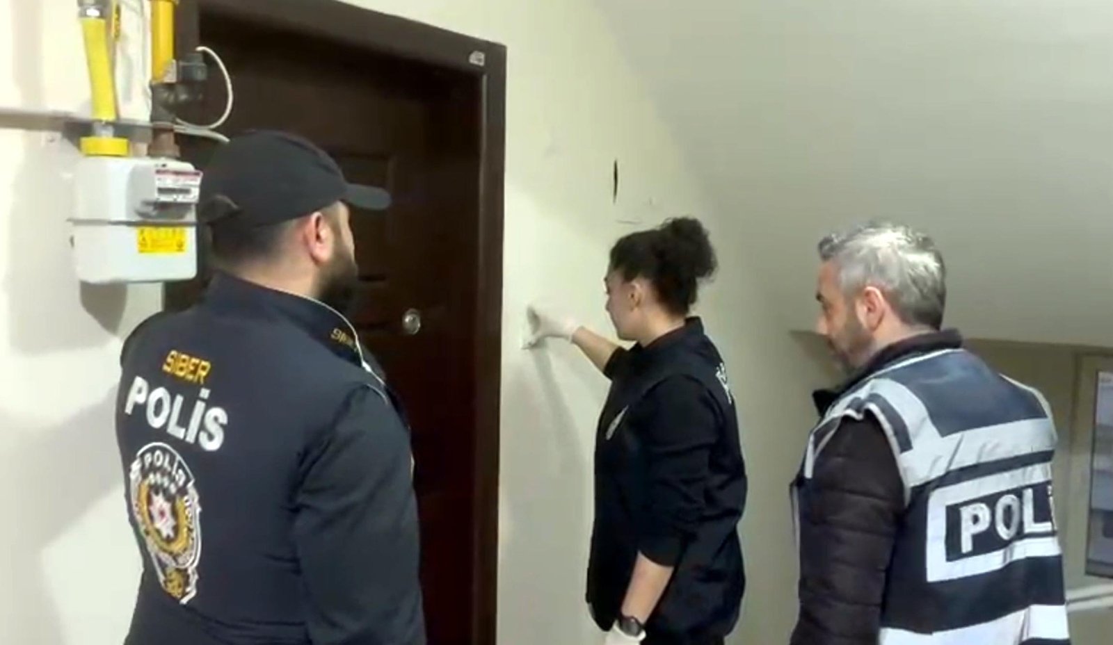 Umut IŞIK/EDİRNE, (DHA)- EDİRNE ve İstanbul'da polisin düzenlediği yasa dışı