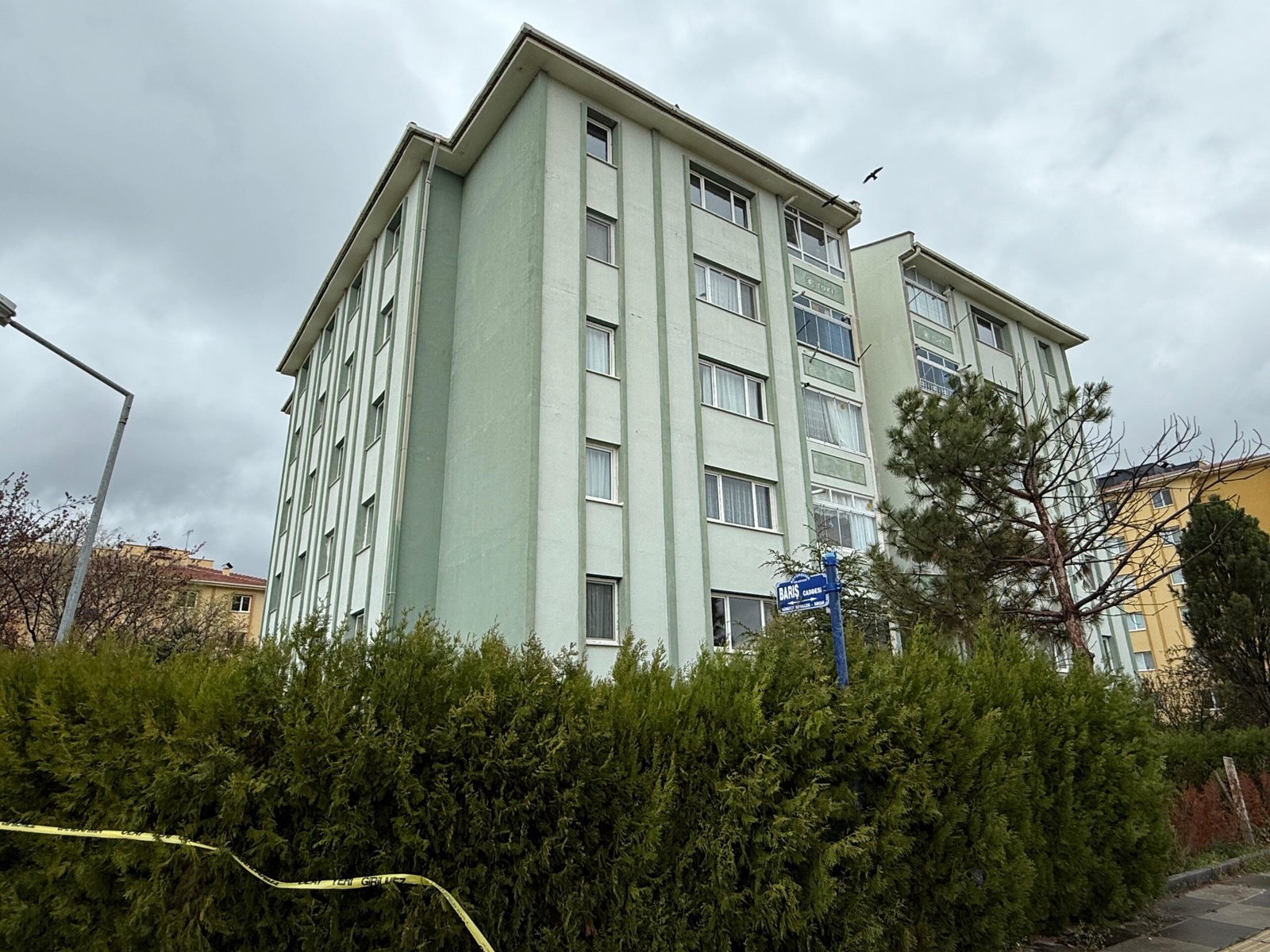 Nisa MİĞAL- Muhammet BAYRAM/ANKARA, (DHA)- ANKARA'nın Sincan ilçesinde eşi emekli