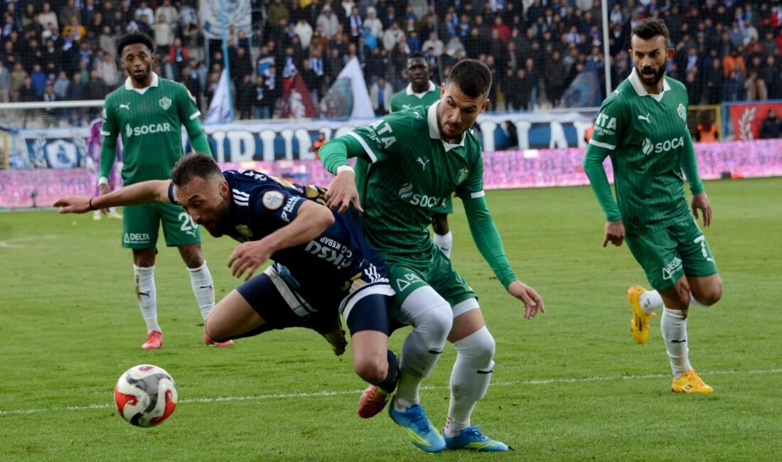 Salih TEKİN / ERZURUM, (DHA) STAT: Kazım Karabekir HAKEMLER: Ayberk