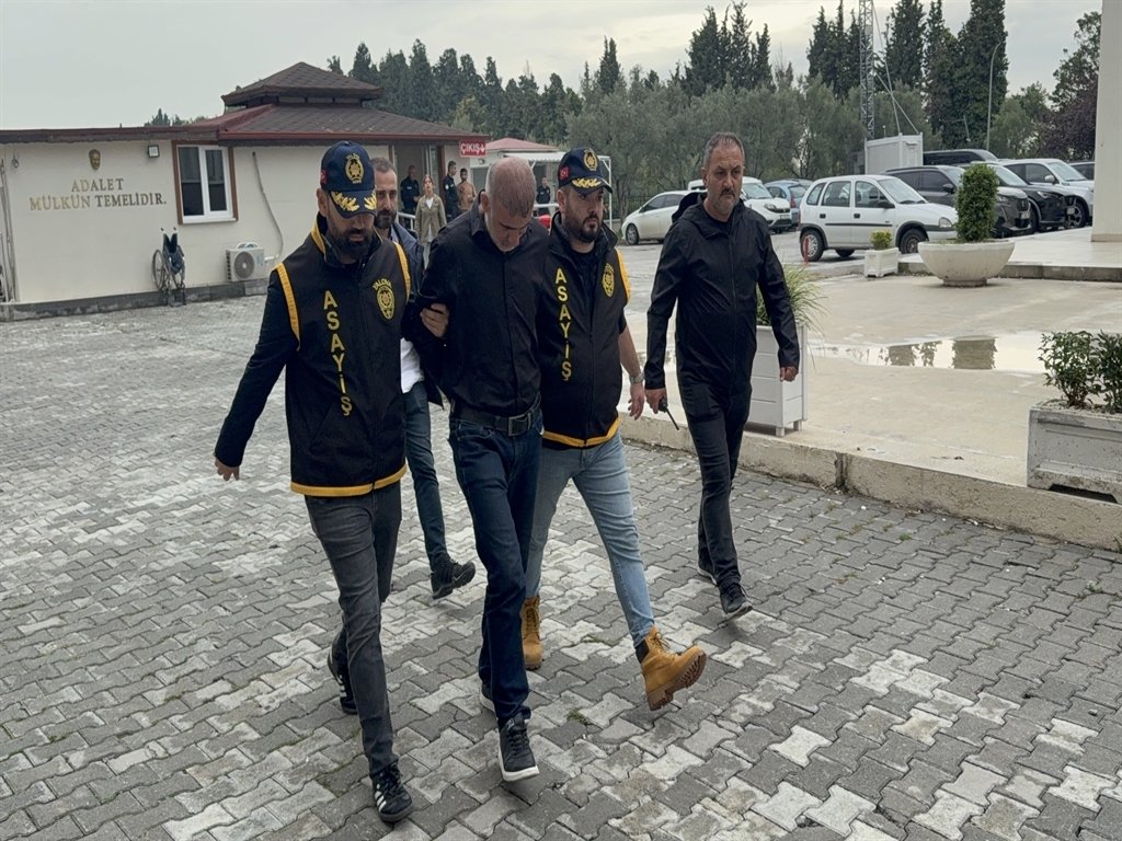 Zehra BAYKAL/YALOVA, (DHA)- YALOVA'nın Altınova ilçesinde ayrı yaşadığı eşi Belgin