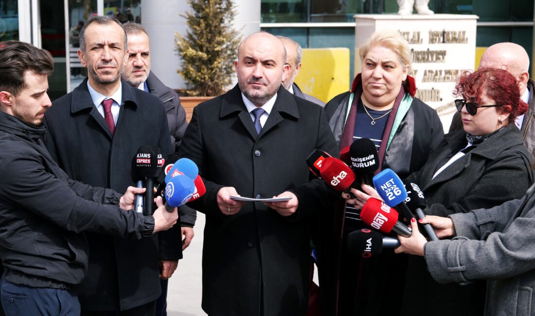 Eskişehir Büyükşehir Belediyesi’nde ‘farklı tarife’ iddiaları yargıya taşındı ESKİŞEHİR, (DHA)- AK Parti Eskişehir İl Başkanlığı, Eskişehir Büyükşehir Belediyesi
