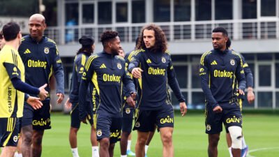 - A Milli futbolcular, takıma katıldı İSTANBUL,(DHA)- SÜPER Lig’in 28’inci