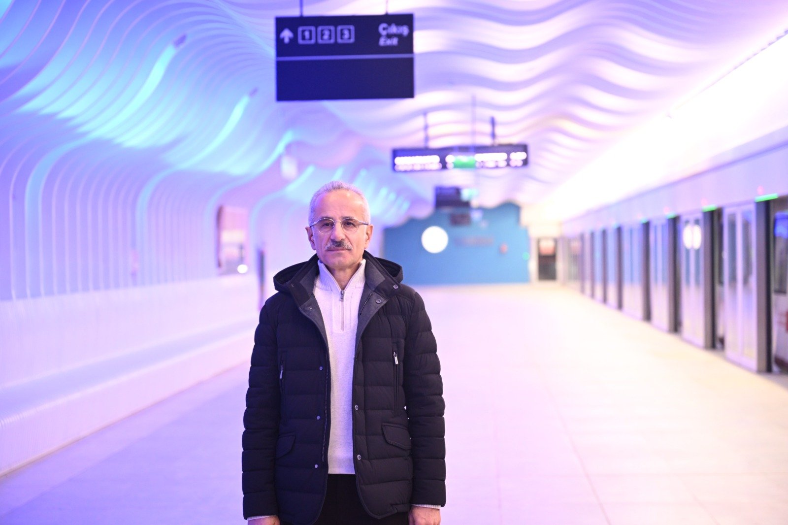 ANKARA, (DHA)- ULAŞTIRMA ve Altyapı Bakanı Abdulkadir Uraloğlu, Gayrettepe-İstanbul Havalimanı-Arnavutköy