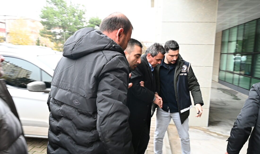 Burak CAN/KIRIKKALE, (DHA)- KIRIKKALE'de oğluyla boşanma aşamasındaki gelini Eser Ereli