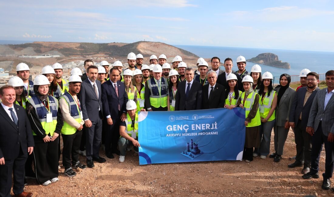 Gençlik ve Spor Bakanı Osman Aşkın Bak, Akkuyu NGS sahasını ziyaret etti MERSİN, (DHA)- GENÇLİK ve Spor Bakanı Osman Aşkın Bak, Rusya