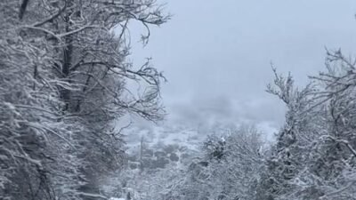 Mutlu YUCA/GEREDE (Bolu), (DHA)- BOLU'nun Gerede ilçesinde sabah saatlerinde kar