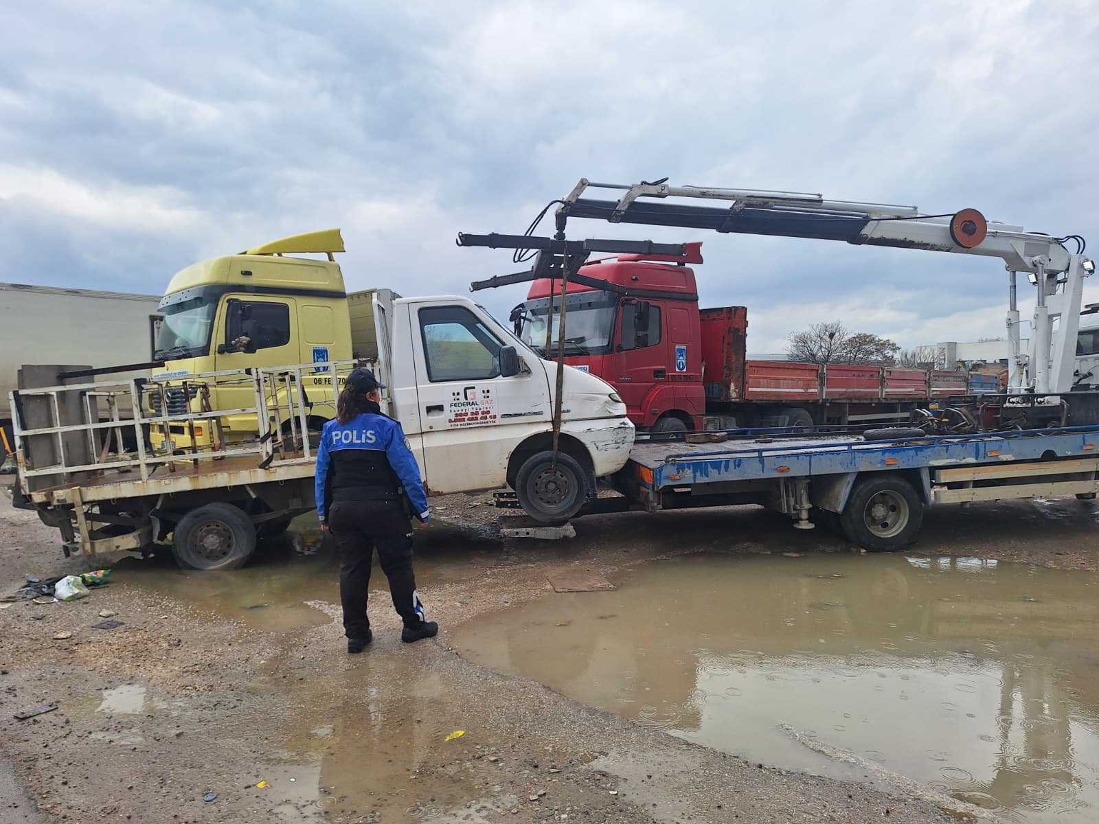 Umutcan ÖREN-Canberk ÖZTÜRK/ANKARA, (DHA)- ANKARA'da uzun süre önce terk edildiği