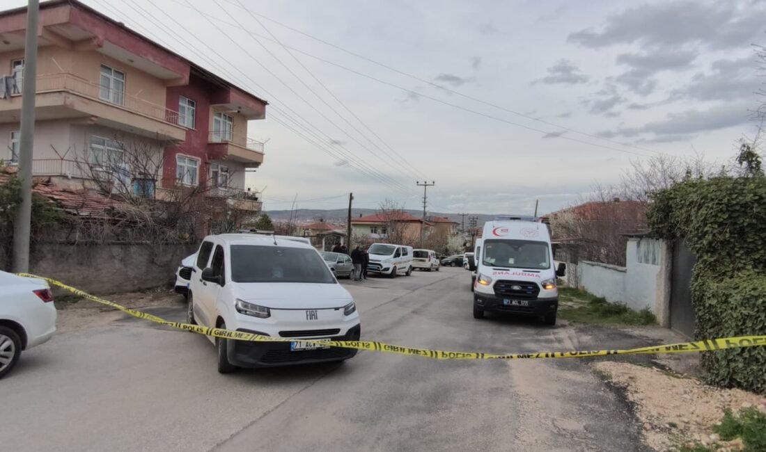 Burak CAN/KIRIKKALE, (DHA)- KIRIKKALE'de Davut Düzenci (45), tartıştığı oğulları A.D.