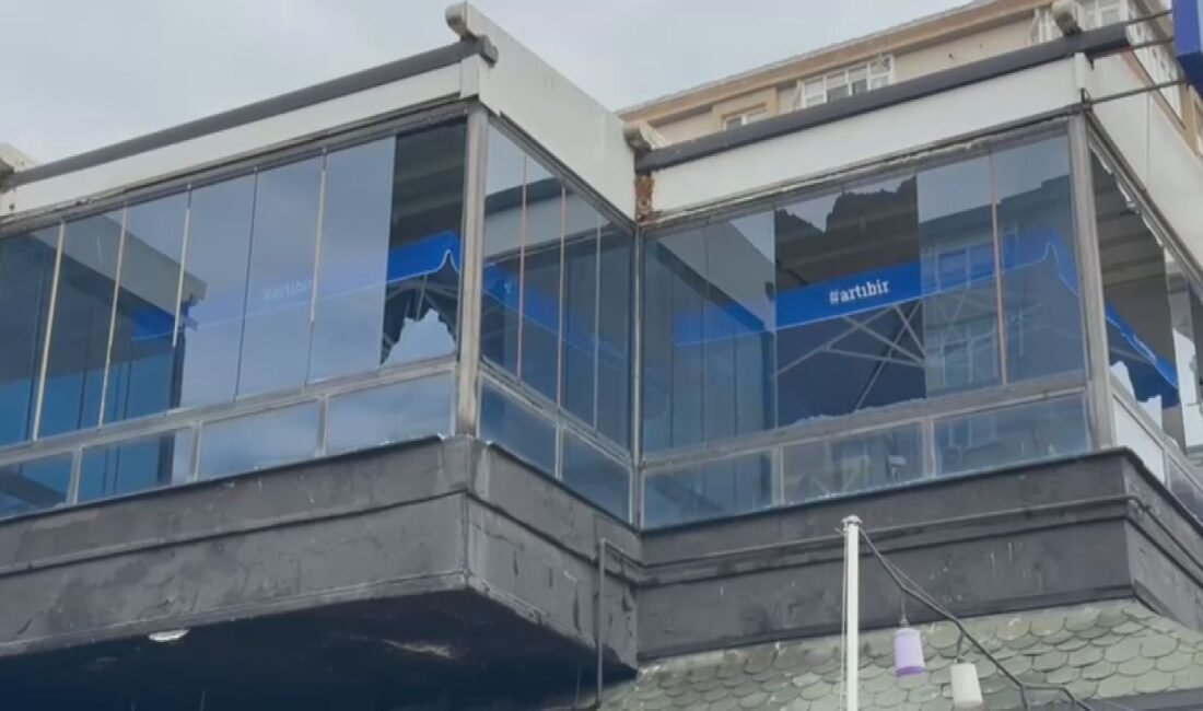 Derya EVREN KORKMAZ/İSTANBUL, (DHA)- BÜYÜKÇEKMECE'de gittiği restoranda hesap meselesi yüzünden