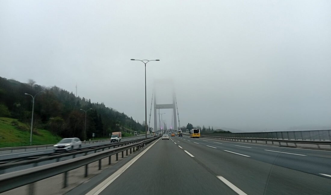 Pınar ÇITAK KOYGUN/İSTANBUL, (DHA) - İstanbul'da sabah saatlerinde sis etkili