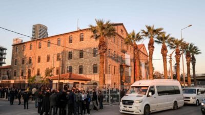 Yağmur ÖNGÜN/İZMİR, (DHA)- MÜLKİYETİ Vakıflar Genel Müdürlüğüne devredilen, İzmir Büyükşehir