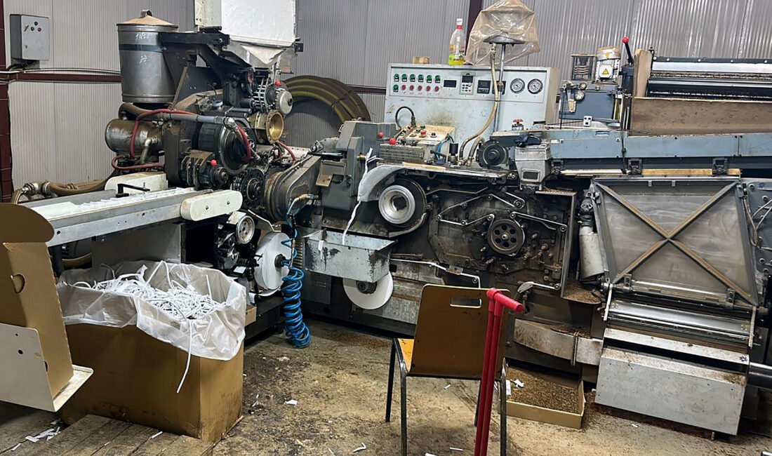 Anıl ATAR/ADANA, (DHA)-ADANA'da kaçak sigara üretimi yapan tesis ile belirlenen