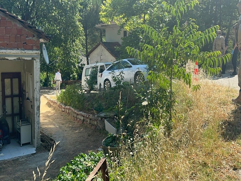 Zehra BAYKAL/YALOVA, (DHA)- YALOVA’da miras nedeniyle husumetli olduğu kardeşi Hızır