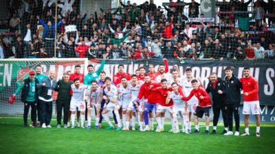 Ergin KARATAŞ / İZMİR, (DHA)- 3'üncü Lig 4'üncü Grup'ta ilk