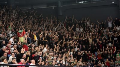 Ergin KARATAŞ / İZMİR, (DHA)- TÜRKİYE Sigorta Basketbol Süper Ligi'nde