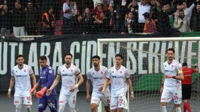 Ergin KARATAŞ / İZMİR, (DHA)- TFF 3'üncü Lig 4'üncü Grup'ta