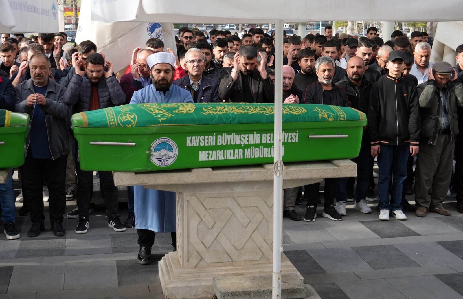 Furkan KAVUKLU/ KAYSERİ, (DHA)- KAYSERİ’de arkadaşıyla evde oturduğu sırada kimliği