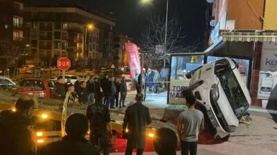 Onur KAYA/ ÇERKEZKÖY(Tekirdağ), (DHA)- TEKİRDAĞ'ın Çerkezköy ilçesinde makas attığı iddia