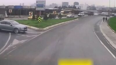 Emre KURT/İSTANBUL,(DHA) - KÜÇÜKCEKMECE'de trafikte aracıyla ters şeritten ilerleyen sürücü