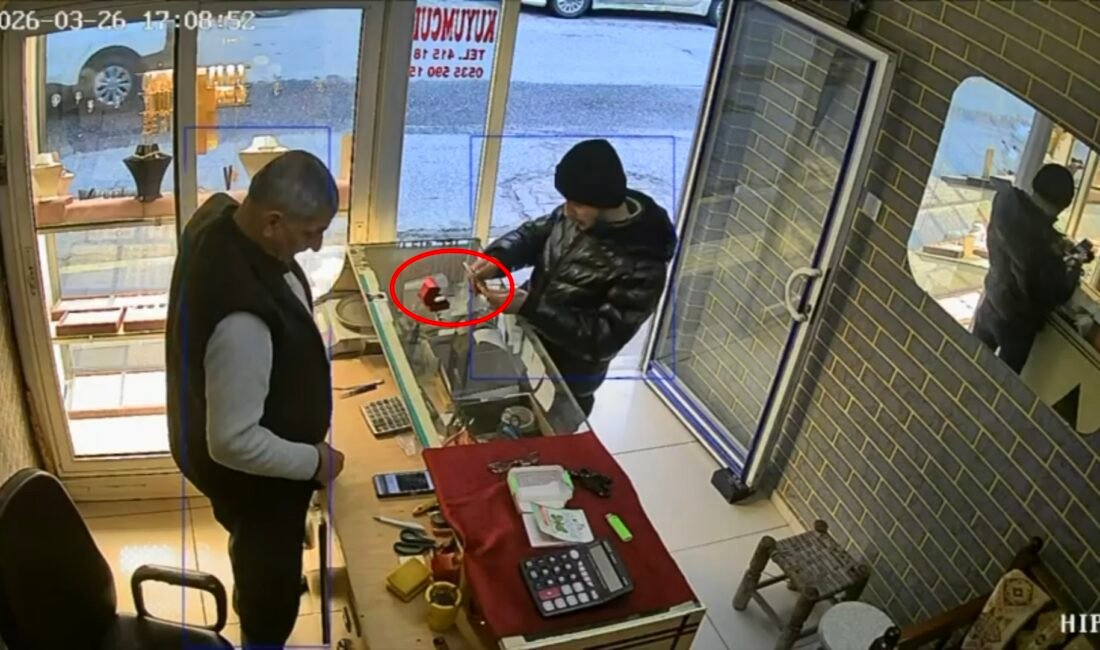 Ahmet AKKUŞ/ NUSAYBİN(Mardin), (DHA)- MARDİN’in Nusaybin ilçesinde, bir kuyumcudan 60